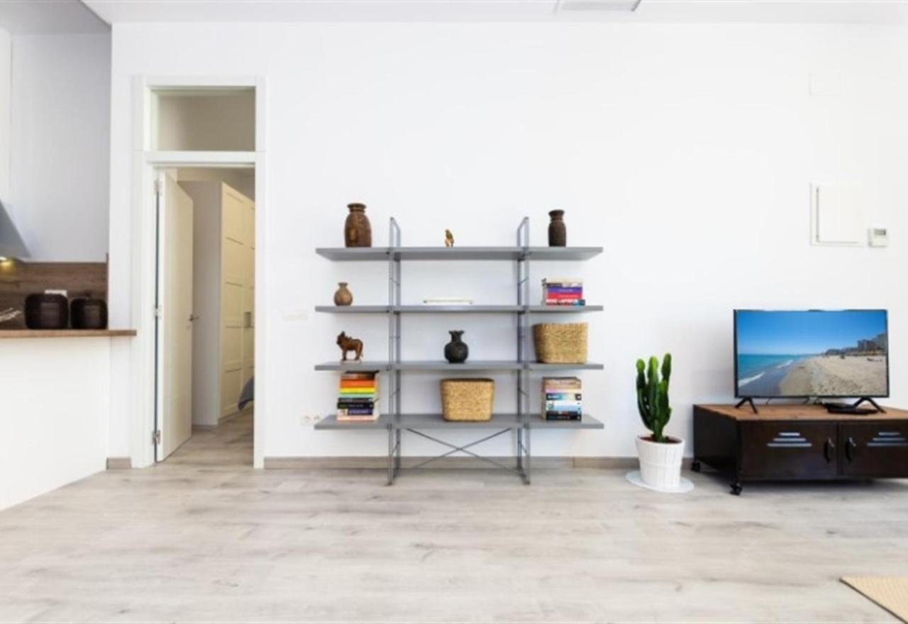 Beach Apartment Montemarcarihuela ตอร์เรโมลิโนส ภายนอก รูปภาพ