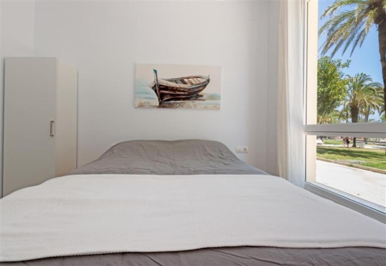 Beach Apartment Montemarcarihuela ตอร์เรโมลิโนส ภายนอก รูปภาพ